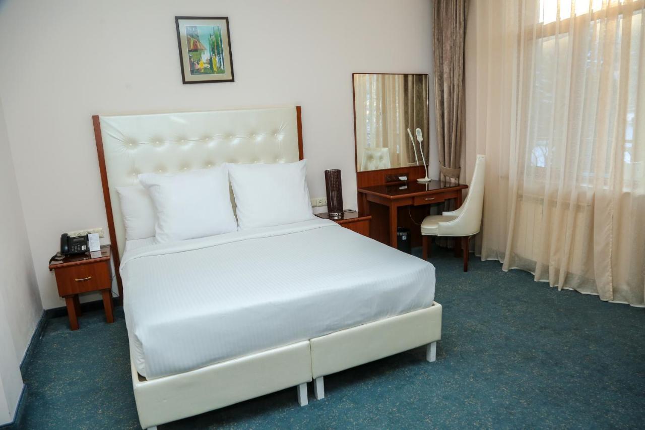 Kecharis Hotel And Resort 차그카조르 외부 사진